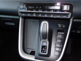 
									TOYOTA Noah S-Z Black 2023′ E2WL0 full								