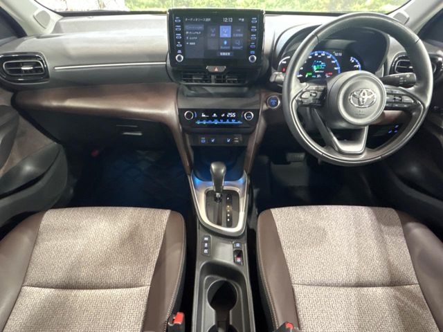 TOYOTA Yaris Cross Z Black/Gold 2022′ E34U0