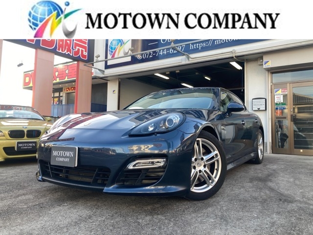 Porsche Panamera GTS Navy Blue 2013′ E3570