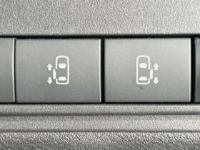 
									NISSAN Serena e-POWER Highway Star V Pearl White 2023′ E35T8 full								