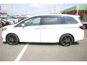 
									Honda Odyssey 2.0 e:HEV ABU EX 7 people Pearl White 2021′ E38QG full								