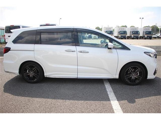 Honda Odyssey 2.0 e:HEV ABU EX 7 people Pearl White 2021′ E38QG