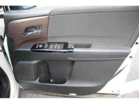 
									Honda Odyssey 2.0 e:HEV ABU EX 7 people Pearl White 2021′ E38QG full								