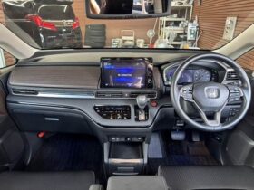 
									Honda Odyssey Absolute EX Black 2022′ E59WJ full								