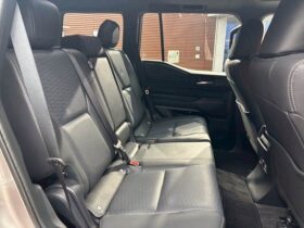 
									TOYOTA Land Cruiser Wagon VX Brown 2024′ E59WN full								