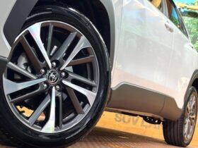 
									TOYOTA Corolla Cross Z Pearl White 2024′ E5AE7 full								