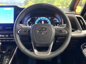 
									TOYOTA Voxy S-Z Black 2025′ E5AGC full								