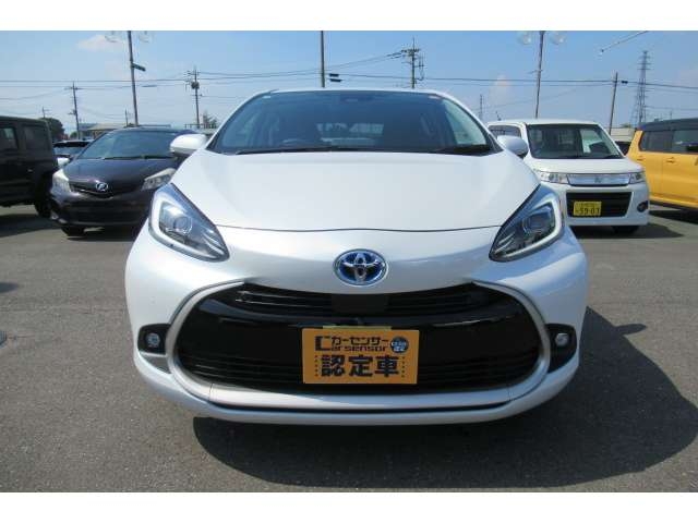 TOYOTA AQUA Z Pearl White 2025′ E5ALM