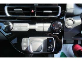 
									TOYOTA AQUA Z Pearl White 2025′ E5ALM full								