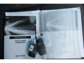 
									TOYOTA AQUA Z Pearl White 2025′ E5ALM full								