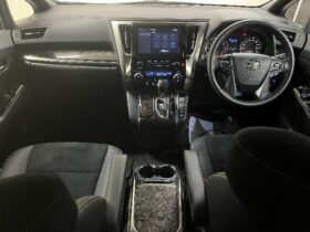 
									TOYOTA Alphard 2.5S Type Gold 3 Pearl White 2023′ E5DAA full								