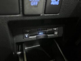 
									TOYOTA Alphard 2.5S Type Gold 3 Pearl White 2023′ E5DAA full								