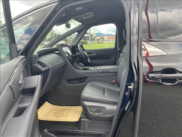 TOYOTA Vellfire Z Premier Black 2023′ E5DTP