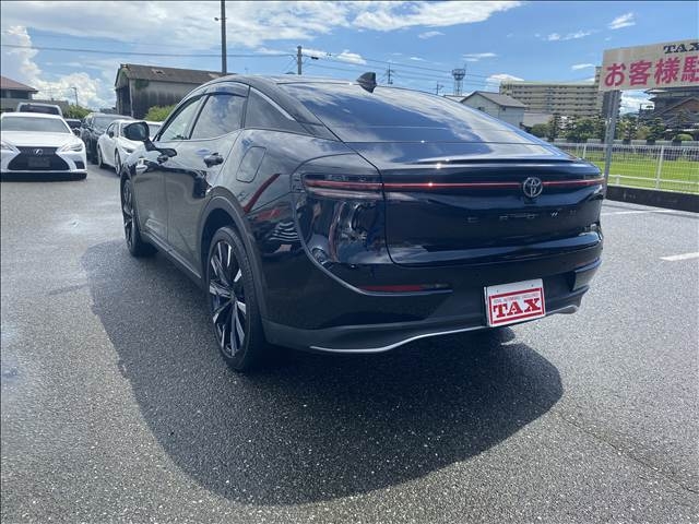 TOYOTA Crown CrossOver RS Advanced Black 2023′ E5DTR