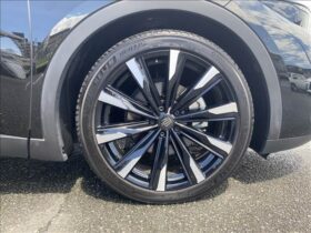 
									TOYOTA Crown CrossOver RS Advanced Black 2023′ E5DTR full								