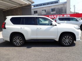 
									TOYOTA Land Cruiser Prado TX L Package Sunroof 7 Seater Pearl White 2020′ E76W8 full								
