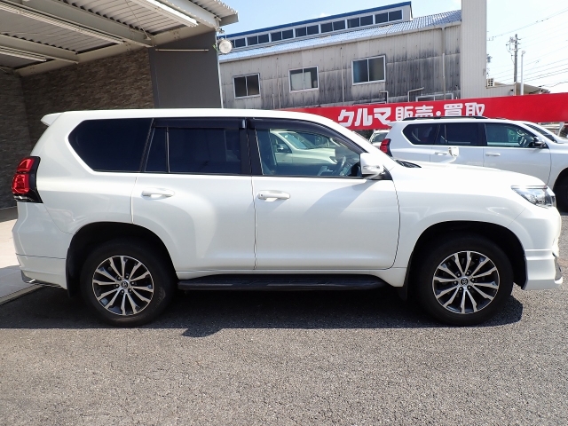 TOYOTA Land Cruiser Prado TX L Package Sunroof 7 Seater Pearl White 2020′ E76W8