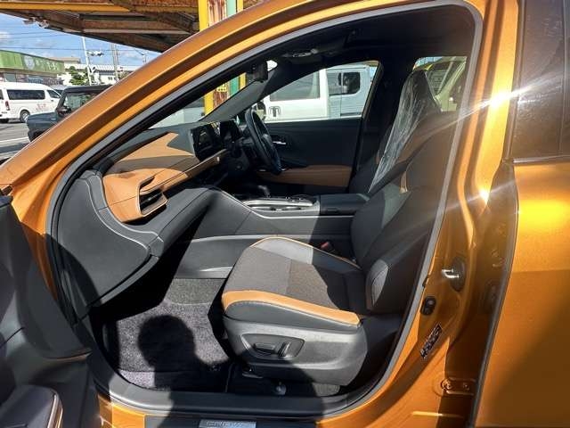 TOYOTA Crown CrossOver RS Advanced Orange 2022′ E7EP0