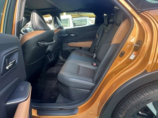 TOYOTA Crown CrossOver RS Advanced Orange 2022′ E7EP0