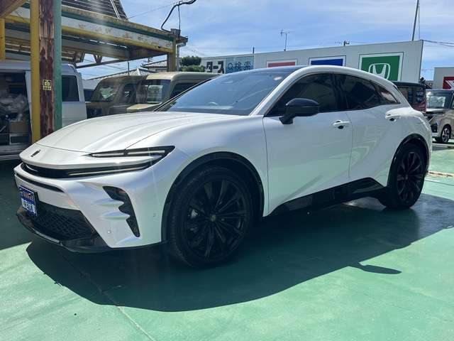 TOYOTA Crown Sport Z Pearl White 2024′ E7EPM
