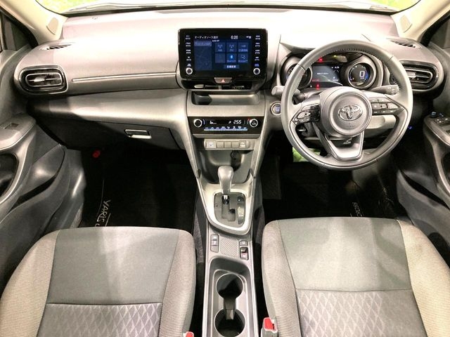 TOYOTA Yaris Cross G Pearl White 2023′ E7ET2