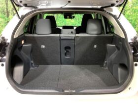 
									TOYOTA Yaris Cross G Pearl White 2023′ E7ET2 full								