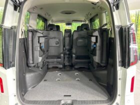 
									NISSAN Serena Highway Star V Pearl White 2023′ E7EYO full								
