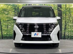 
									NISSAN Serena Highway Star V Pearl White 2023′ E7EYO full								