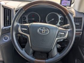 
									TOYOTA Land Cruiser Wagon AX G Selection Pearl White 2020′ E9C25 full								