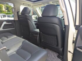 
									TOYOTA Land Cruiser Wagon AX G Selection Pearl White 2020′ E9C25 full								