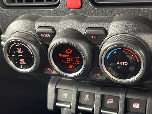 SUZUKI Jimny XC Green 2025′ E9K2Z