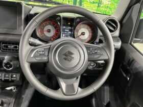 
									SUZUKI Jimny XC Green 2025′ E9K2Z full								