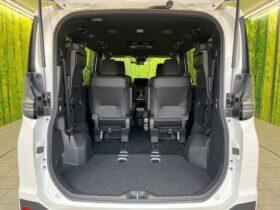 
									TOYOTA Voxy S-Z Pearl White 2024′ E9KGZ full								