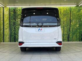 
									TOYOTA Voxy S-Z Pearl White 2024′ E9KGZ full								