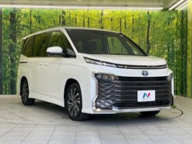 
									TOYOTA Voxy S-Z Pearl White 2024′ E9KGZ full								