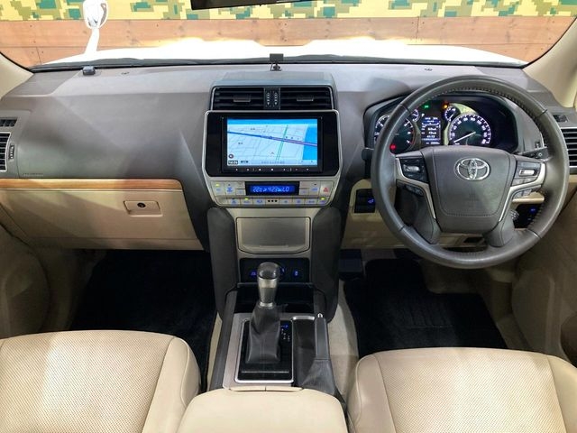 TOYOTA Land Cruiser Prado TX L Packet Matte Black Ed Pearl White 2023′ E9KLE