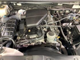 
									TOYOTA Land Cruiser Prado TX L Packet Matte Black Ed Pearl White 2023′ E9KLE full								