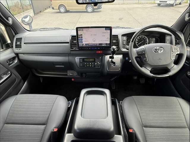 TOYOTA Hiace Van Super GL Dark Prime S 4WD Pearl White 2025′ E9OCF
