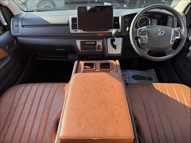 TOYOTA Hiace Van Super GL Earth Tone Package Green 2025′ E9OCM