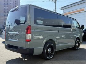 
									TOYOTA Hiace Van Super GL Earth Tone Package Green 2025′ E9OCM full								
