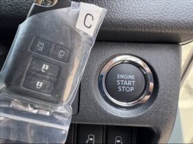 
									TOYOTA Hiace Van Super GL Earth Tone Package Green 2025′ E9OCM full								