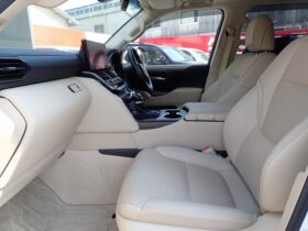 
									TOYOTA Land Cruiser Wagon ZX Diesel Turbo Pearl White 2023′ EBH4L full								