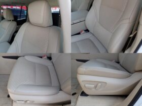 
									TOYOTA Land Cruiser Wagon ZX Diesel Turbo Pearl White 2023′ EBH4L full								
