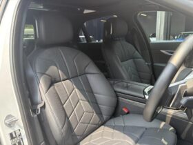 
									BMW 7 Series 740i Excellence Pearl White 2024′ EBH4P full								