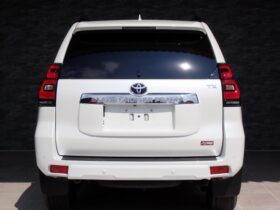 
									TOYOTA Land Cruiser Prado TX L Package Sunroof 7 Seater Pearl White 2022′ EBH7C full								