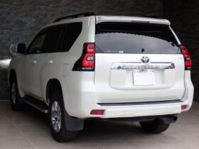 
									TOYOTA Land Cruiser Prado TX L Package Sunroof 7 Seater Pearl White 2021′ EBH7D full								