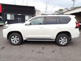 
									TOYOTA Land Cruiser Prado TX L Package Sunroof 7 Seater Pearl White 2021′ EBH7D full								