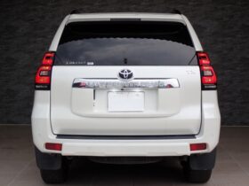 
									TOYOTA Land Cruiser Prado TX L Package Sunroof 7 Seater Pearl White 2021′ EBH7D full								