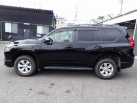 
									TOYOTA Land Cruiser Prado TX Sunroof 7 Seater Black 2021′ EBH7O full								