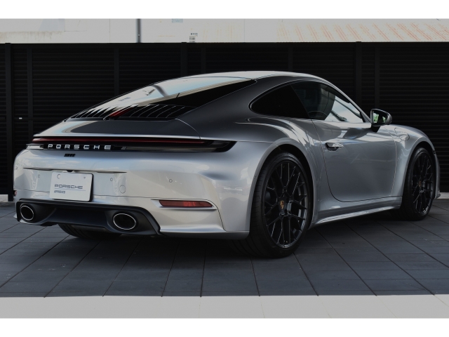 Porsche 911 Carrera Silver 2025′ EBH8J